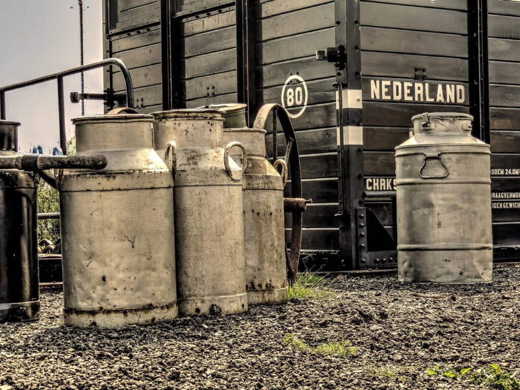 途中解約の返金条件について注意すべきポイントは？