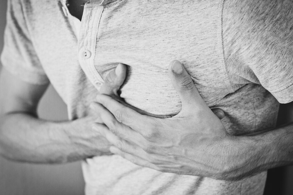 ワキ脱毛は痛いけど効果が高い理由とは？